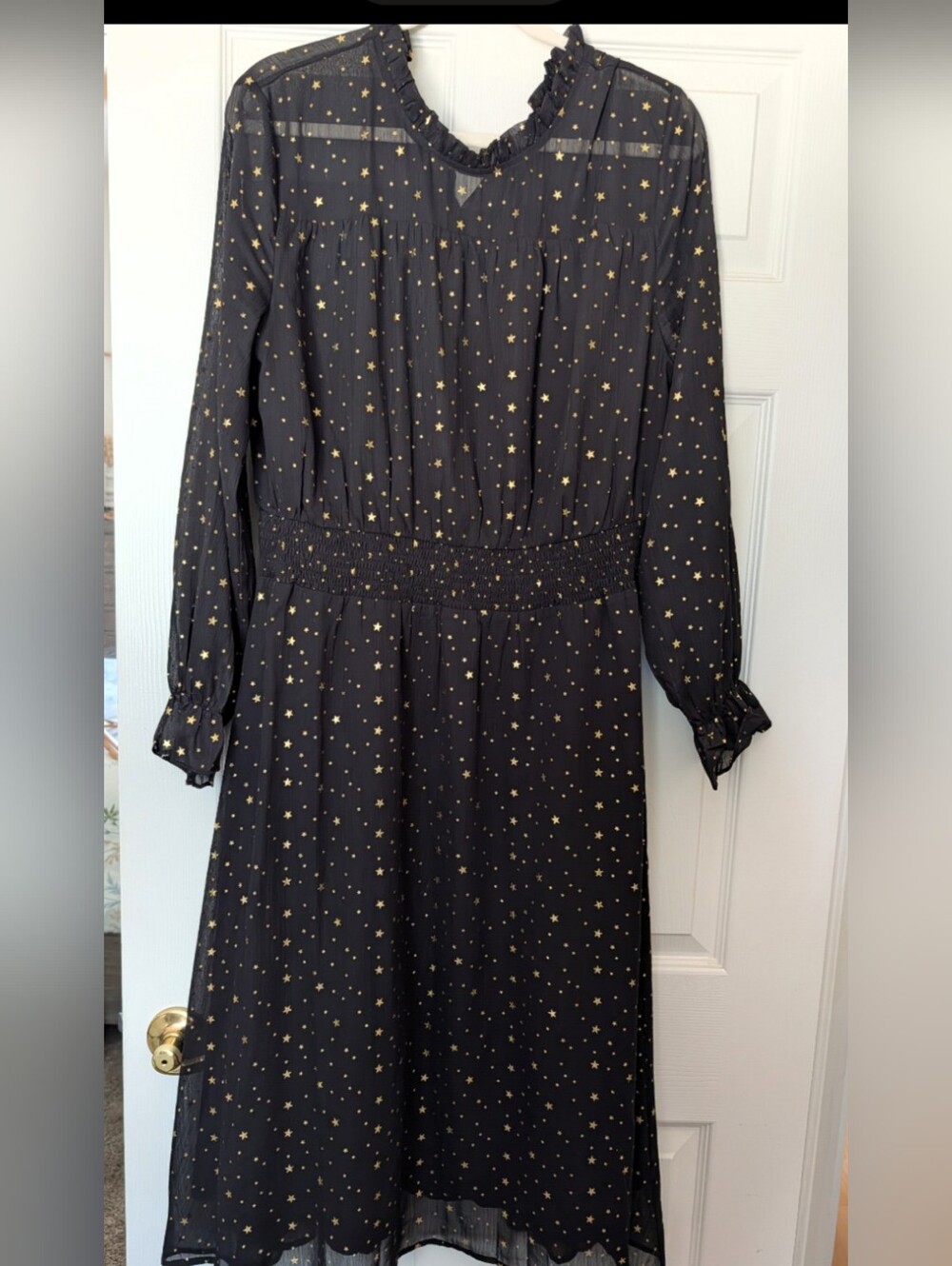Black & Gold Star Long Sleeve Dress